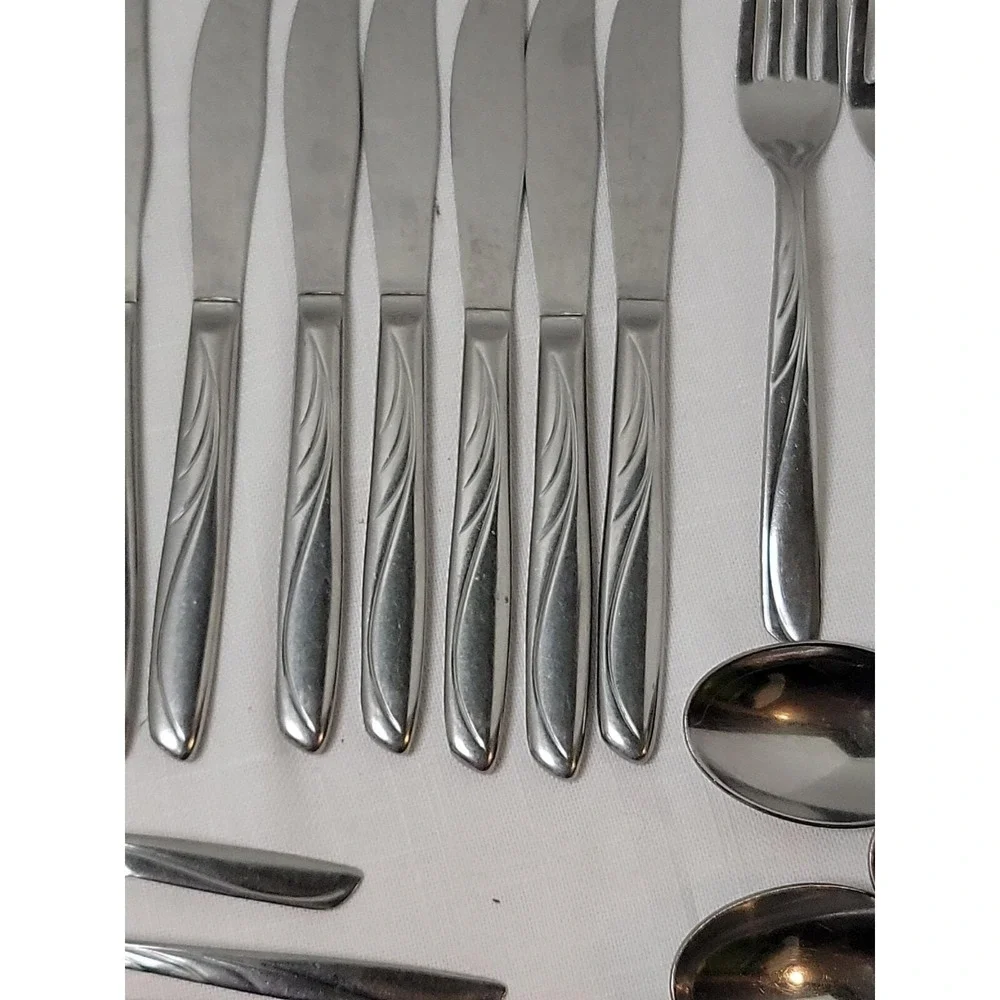 Silco USA Vintage Mid Century Stainless Flatware‎ Wavy Pattern IN125 Lot Of 25